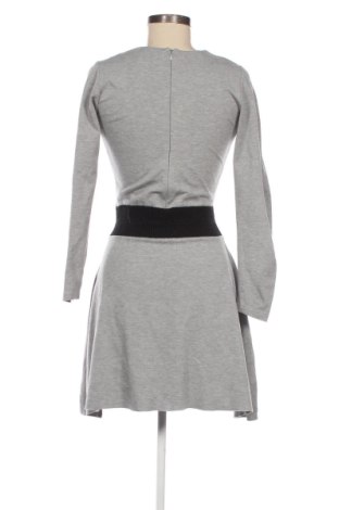 Kleid Unbranded, Größe M, Farbe Grau, Preis 19,97 €