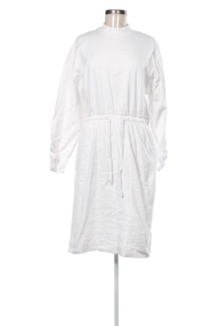 Рокля Uniqlo, Размер M, Цвят Бял, Цена 24,55 €