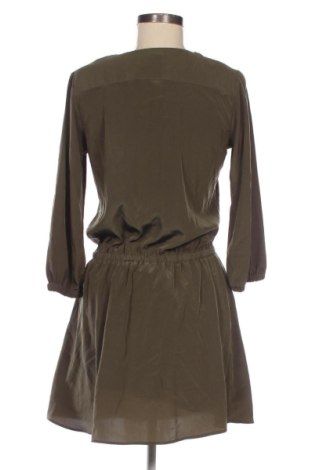 Kleid Uniqlo, Größe M, Farbe Grün, Preis 25,00 €