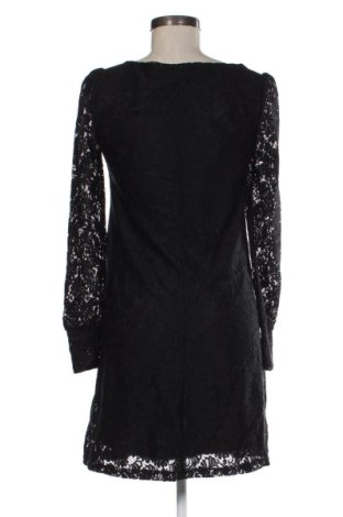 Рокля Vero Moda, Размер XS, Цвят Черен, Цена 25,05 €