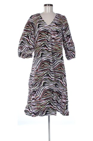 Kleid Y.A.S, Größe L, Farbe Mehrfarbig, Preis 54,99 €