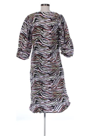 Kleid Y.A.S, Größe L, Farbe Mehrfarbig, Preis 54,99 €