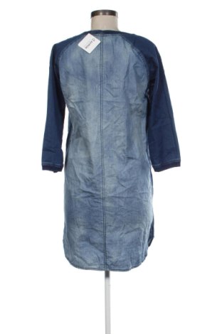 Kleid Yfl Reserved, Größe M, Farbe Blau, Preis 25,99 €