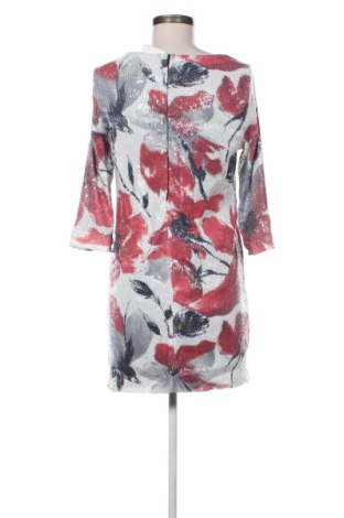 Рокля Zara, Размер M, Цвят Многоцветен, Цена 17,00 €