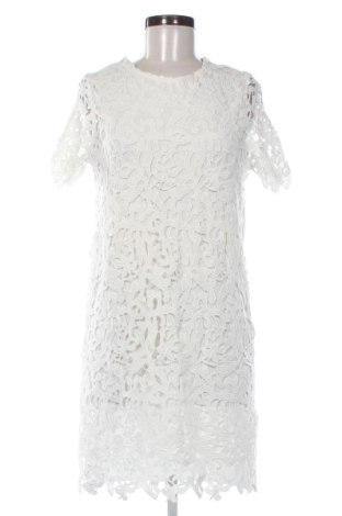 Kleid Zara, Größe M, Farbe Weiß, Preis 17,99 €