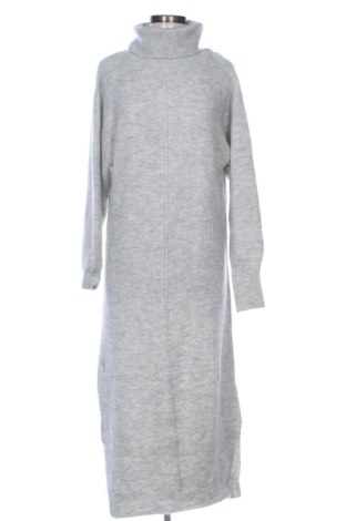 Rochie Zusss, Mărime S, Culoare Gri, Preț 124,99 Lei