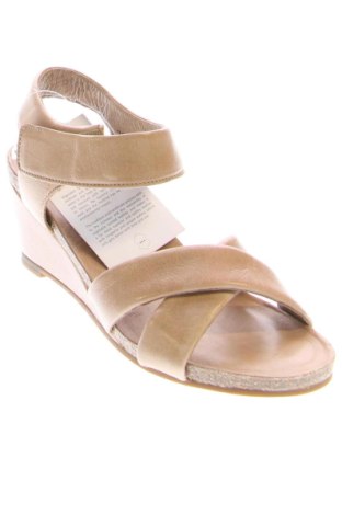 Sandalen CA SHOTT, Größe 40, Farbe Beige, Preis 122,88 €