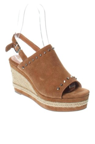 Σανδάλια Carmela, Μέγεθος 37, Χρώμα Καφέ, Τιμή 75,19 €