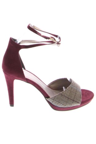 Сандали Tamaris, Размер 39, Цвят Многоцветен, Цена 55,45 €