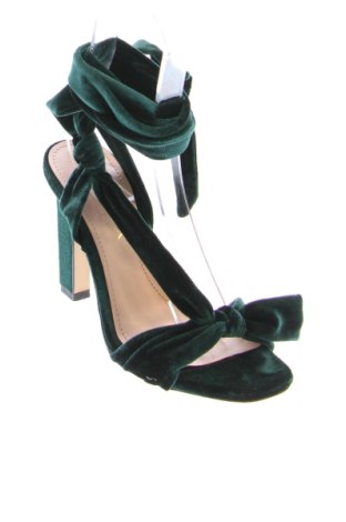 Сандали Zara, Размер 37, Цвят Зелен, Цена 26,08 €