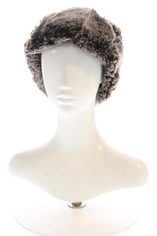 Čiapka  Woolrich, Farba Viacfarebná, Cena  25,00 €