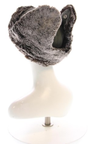 Čiapka  Woolrich, Farba Viacfarebná, Cena  25,00 €