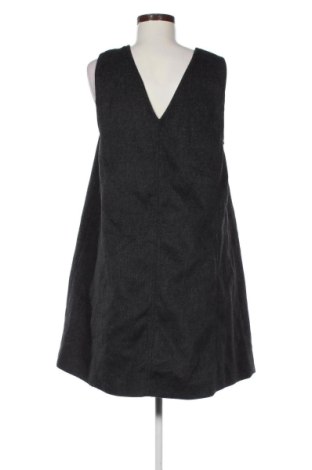 Latzkleid Y.A.S, Größe M, Farbe Schwarz, Preis € 54,99