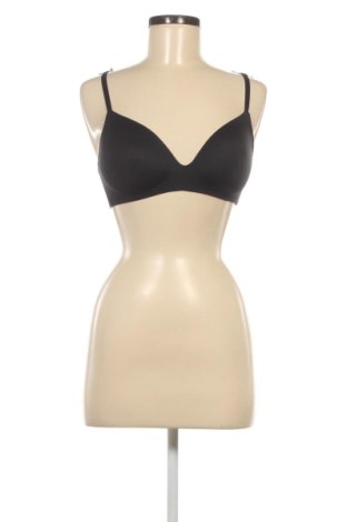 Melltartó Calvin Klein, Méret M, Szín Fekete, Ár 7 019 Ft, #135851271