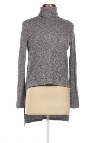 Dámská halenka Bershka, Velikost M, Barva Vícebarevné, Cena  69,00 Kč