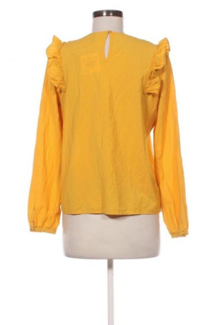 Дамска блуза Vero Moda, Размер L, Цвят Жълт, Цена 2,55 €