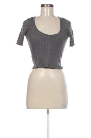 Dámský svetr Unbranded, Velikost S, Barva Šedá, Cena  49,00 Kč