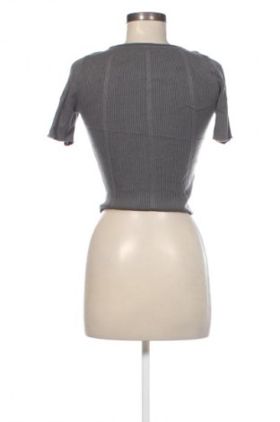 Dámský svetr Unbranded, Velikost S, Barva Šedá, Cena  49,00 Kč