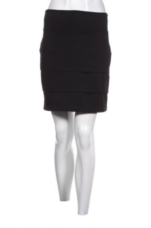 Пола Amisu, Размер L, Цвят Черен, Цена 2,04 €