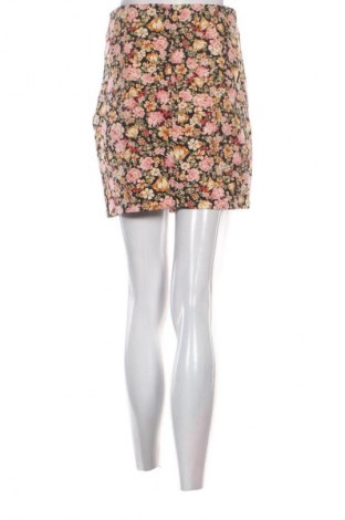 Пола Amisu, Размер S, Цвят Многоцветен, Цена 3,06 €