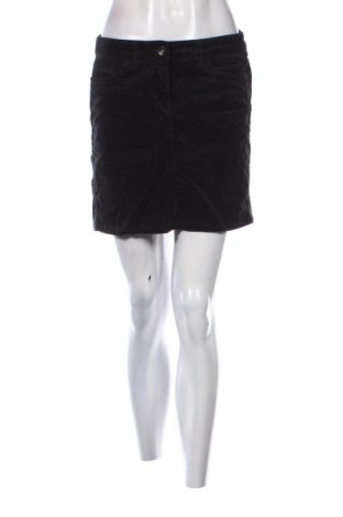 Пола Esprit, Размер M, Цвят Черен, Цена 3,57 €