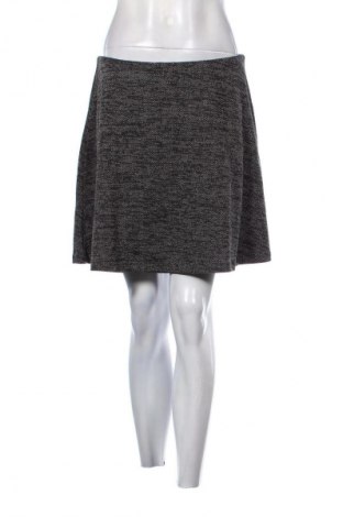 Пола Esprit, Размер M, Цвят Многоцветен, Цена 2,04 €