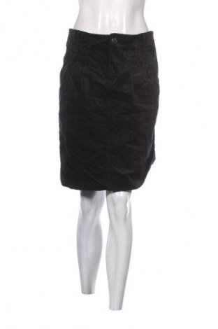 Пола Esprit, Размер M, Цвят Черен, Цена 2,04 €