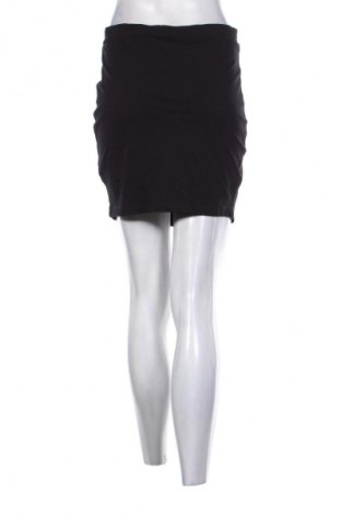 Пола F&F, Размер M, Цвят Черен, Цена 2,04 €