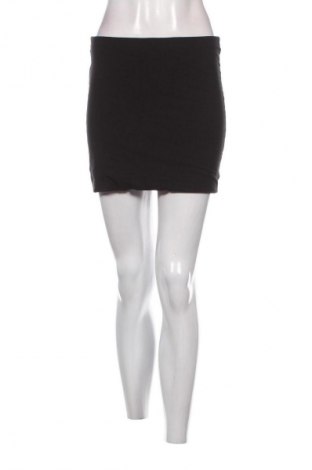 Пола H&M, Размер M, Цвят Черен, Цена 2,04 €