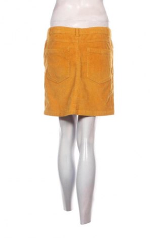 Пола Infinity, Размер M, Цвят Оранжев, Цена 2,04 €