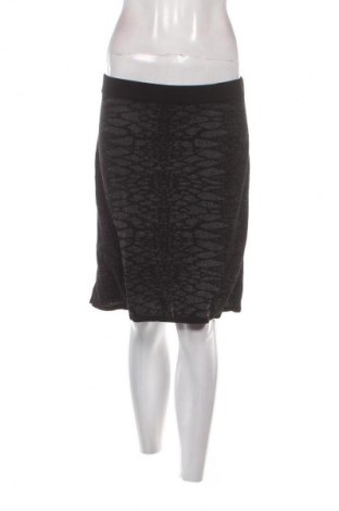 Пола Manguun, Размер M, Цвят Многоцветен, Цена 2,55 €