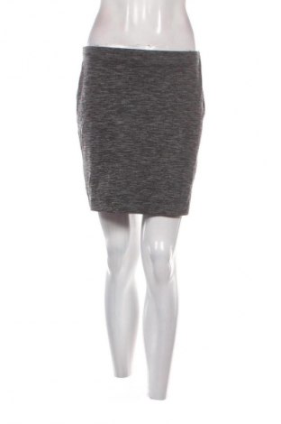 Пола Marks & Spencer, Размер S, Цвят Сив, Цена 2,04 €