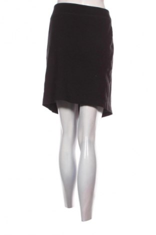 Пола Montego, Размер M, Цвят Черен, Цена 2,04 €