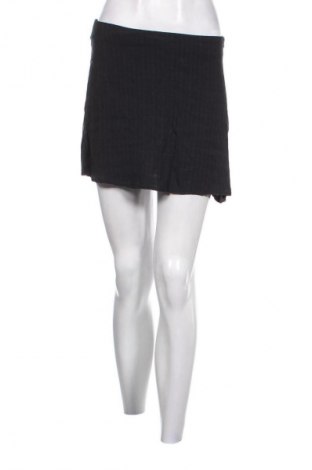 Пола Primark, Размер M, Цвят Черен, Цена 2,04 €