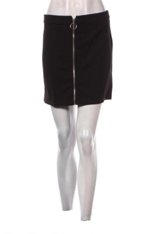 Пола SHEIN, Размер M, Цвят Черен, Цена 2,04 €