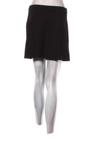 Пола SHEIN, Размер M, Цвят Черен, Цена 2,04 €