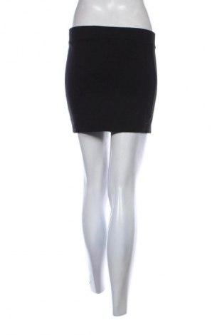 Пола Seven Sisters, Размер M, Цвят Черен, Цена 2,04 €