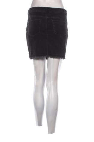 Пола Simply Be, Размер M, Цвят Черен, Цена 2,04 €