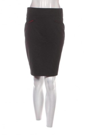 Пола Unbranded, Размер M, Цвят Черен, Цена 2,04 €