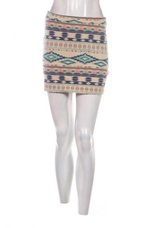 Пола Unbranded, Размер S, Цвят Многоцветен, Цена 2,04 €