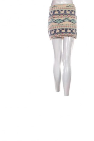 Пола Unbranded, Размер S, Цвят Многоцветен, Цена 2,04 €