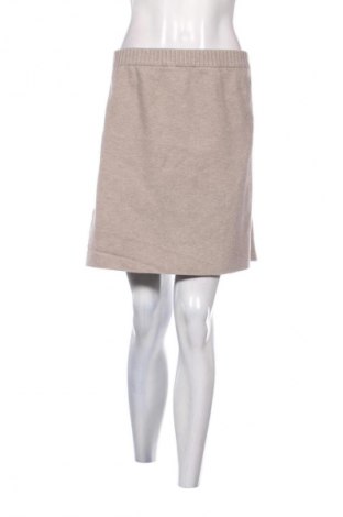 Пола VILA, Размер M, Цвят Бежов, Цена 2,04 €