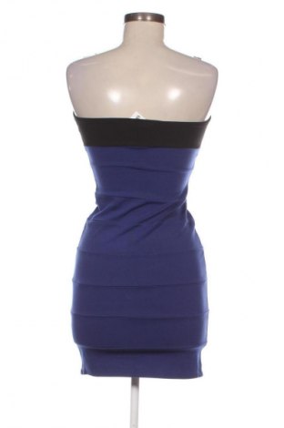 Sukienka Bershka, Rozmiar M, Kolor Kolorowy, Cena 21,99 zł