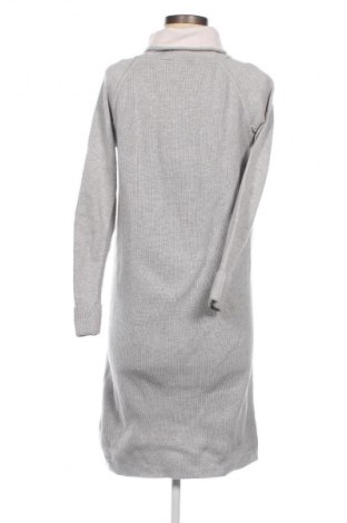 Šaty  Edc By Esprit, Velikost S, Barva Šedá, Cena  219,00 Kč