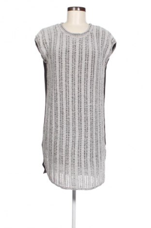 Рокля Esprit, Размер S, Цвят Многоцветен, Цена 3,06 €