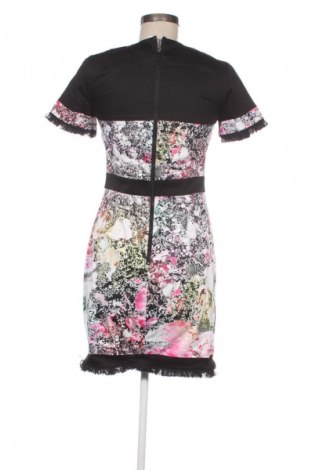 Šaty  French Connection, Velikost S, Barva Vícebarevné, Cena  199,00 Kč