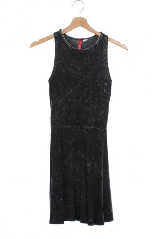 Šaty  H&M Divided, Velikost XS, Barva Vícebarevné, Cena  119,00 Kč