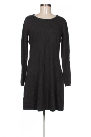 Šaty  Pieces, Velikost M, Barva Šedá, Cena  49,00 Kč