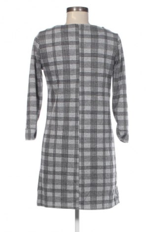 Рокля Primark, Размер S, Цвят Многоцветен, Цена 2,04 €