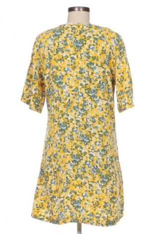 Šaty  Samsoe & Samsoe, Velikost M, Barva Vícebarevné, Cena  359,00 Kč